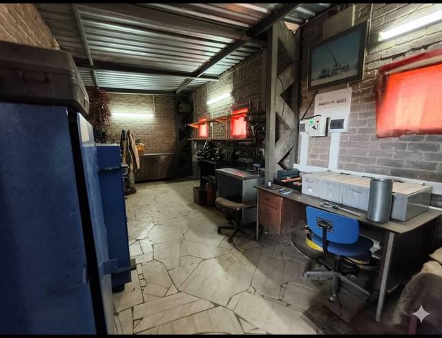 1,060M² WORKSHOP TO LET IN UNITAS PARK